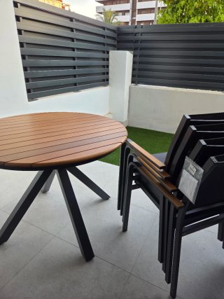 Conjunto Mesa y Sillas Jardín SKLUM