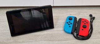 Nintendo Switch Completa + Dock + Accesorios