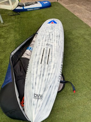 Tabla Armstrong Downwind 7'7 121L 800€ Impecable!