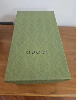 Sneakers Gucci bianche con strisce verdi e rosse