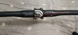 Manillar Deda RHM 02 y potencia Deda Zero 2