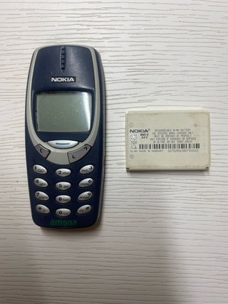Lote 4 cellulari vintage Nokia 3310, Ericsson T28s...