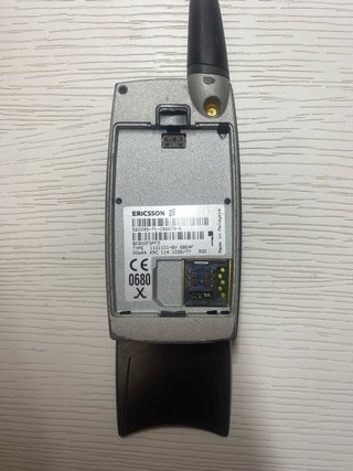 Lote 4 cellulari vintage Nokia 3310, Ericsson T28s...
