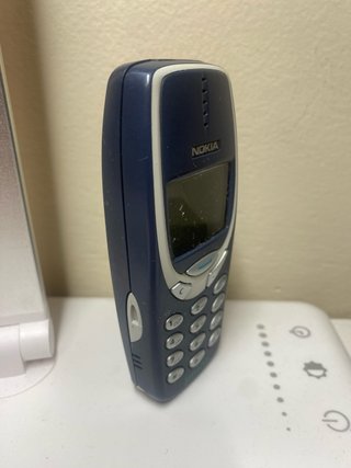 Lote 4 cellulari vintage Nokia 3310, Ericsson T28s...