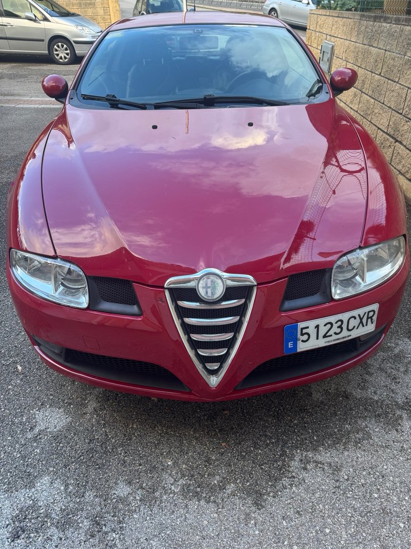Alfa Romeo GT - foto 1