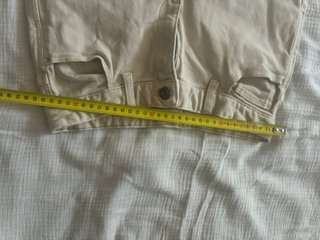 Pantalón beige Mango Talla XS