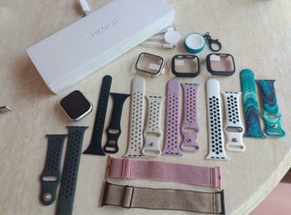 Apple Watch Series 9 45mm GPS Plata