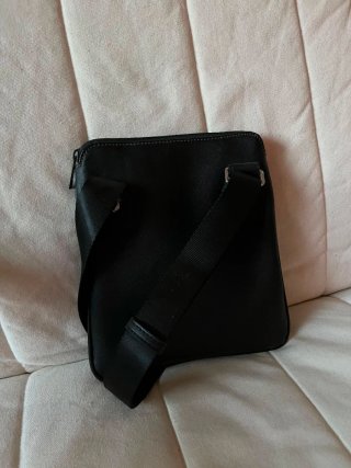 Bolso Guess Marrón y Negro