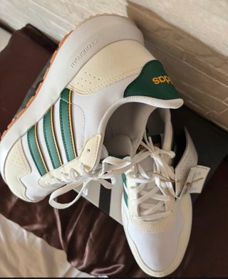 Zapatillas Adidas original T.37 1/3 caja y etiquet