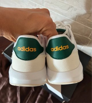 Zapatillas Adidas original T.37 1/3 caja y etiquet
