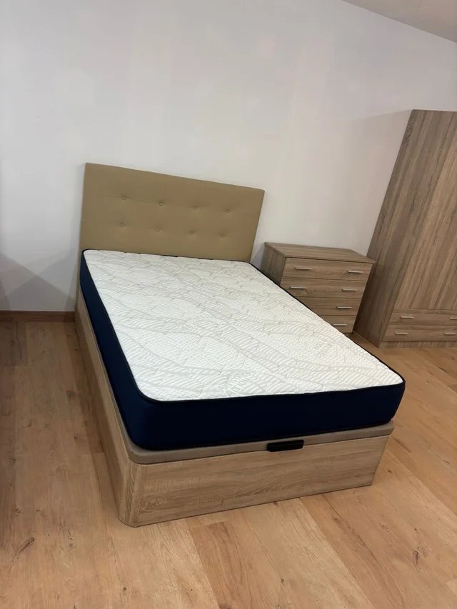 Oferta de cama com colchão de 135x190