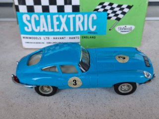 SCALEXTRIC JAGUAR E TYPE