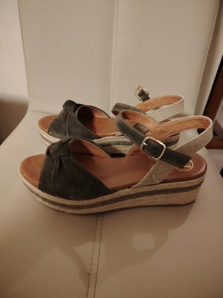 Sandalias Viguera Piel y esparto Talla 40