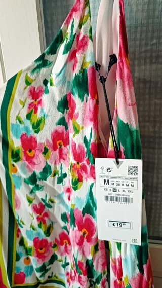 Top Zara Flores Talla M