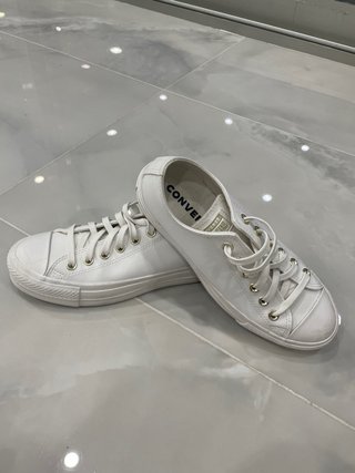Converse Piel Talla 39 Blancas