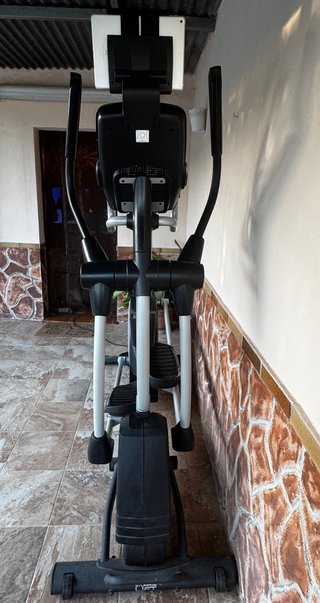 Elíptica NordicTrack SpaceSaver SE7i