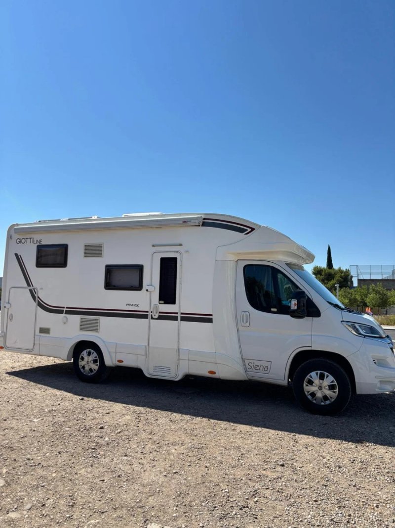 Autocaravana perfilada Giottiline siena 385 - foto 1
