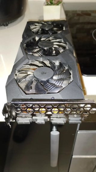 Tarjeta Gráfica Gigabyte RX 5500 XT 8GB