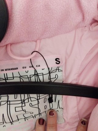 Chaqueta de invierno rosa acolchada