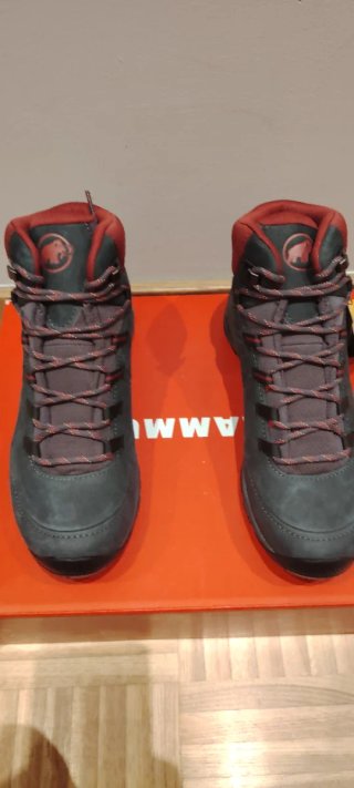 Botas Mammut talla 39 Nuevas