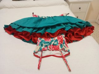 Traje Flamenca Talla 38 Flores corte sirena