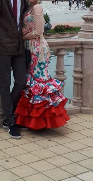 Traje Flamenca Talla 38 Flores corte sirena