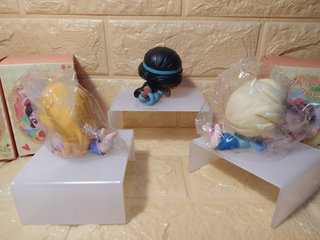 REBAJAS! SÓLO ENVÍO - FIGURAS Elsa+Rapunzel+Jasmin
