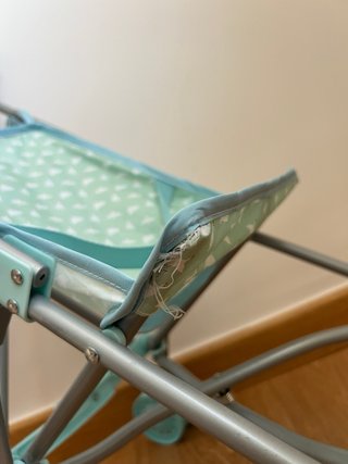 Carrito de muñecos azul