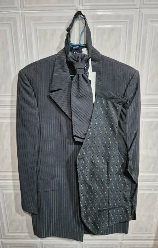 Traje italiano de novio completo