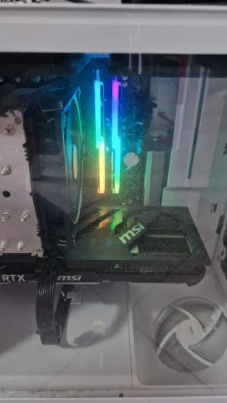 PC Gaming Ryzen 7 5800X3D + RTX 4060 Ti