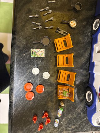 Autocaravana Playmobil con accesorios