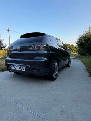 SEAT Ibiza 2005
