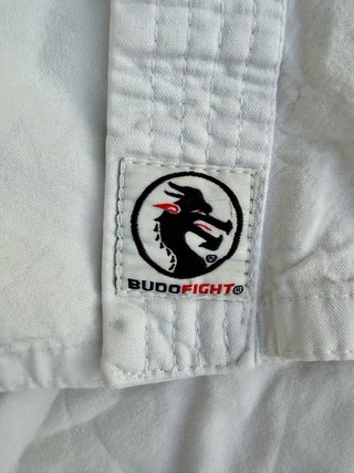 Karategi marca BudoFight talla 160. Buen estado