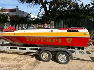 Barco 6m Swift Craft Mercruiser 4.3