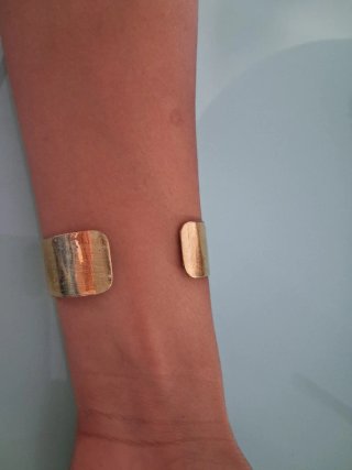 Bracciale in rame giallo martellato