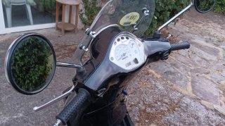 Vespa 125 LX Negra