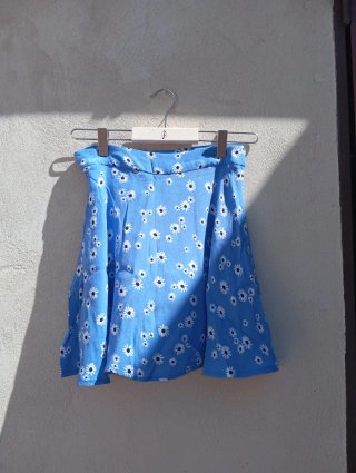 Falda pantalón Stradivarius floral azul XS
