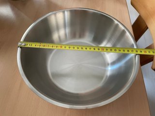 Ciotola AMC diametro 28cm con coperchio