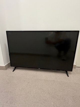 Smart TV LG 42” Averiada