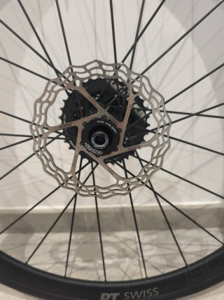 DT Swiss A 1800 Spline Disc Center Lock
