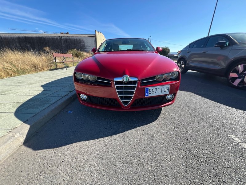 Alfa Romeo 159 JTD 2007 - foto 1