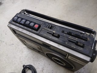 Radio cassette Emerson modello 3345