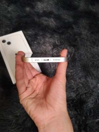 ¡IMPECABLE! Iphone 13 Blanco 128GB + Fundas + Caja
