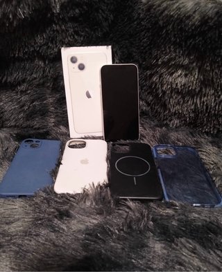 ¡IMPECABLE! Iphone 13 Blanco 128GB + Fundas + Caja