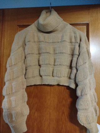 Jersey beige cuello alto