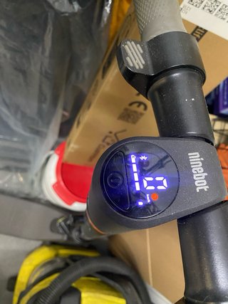Patinete Eléctrico Ninebot by Segway