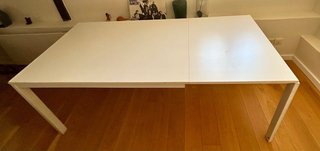 Mesa extensible blanca comedor despacho