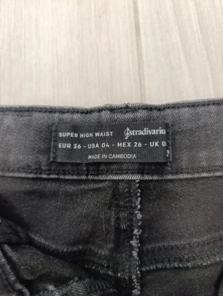 Stradivarius Jeans Skinny Gris Mujer