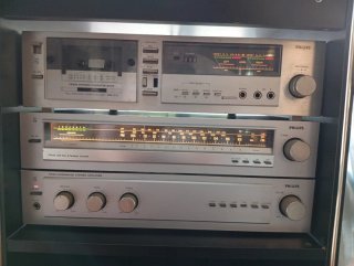 Amplificador Philips F4110 Plata