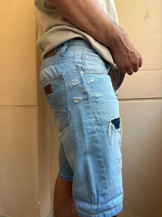 Bermuda vaquera Pull&Bear desgastada Talla L
